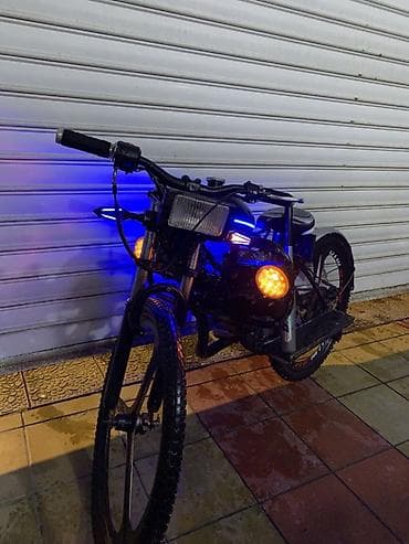 Аксессуары и тюнинг: Benzin mühərrikli modifikasiya olunmuş velosiped Xüsusiyyətlər: - — 2