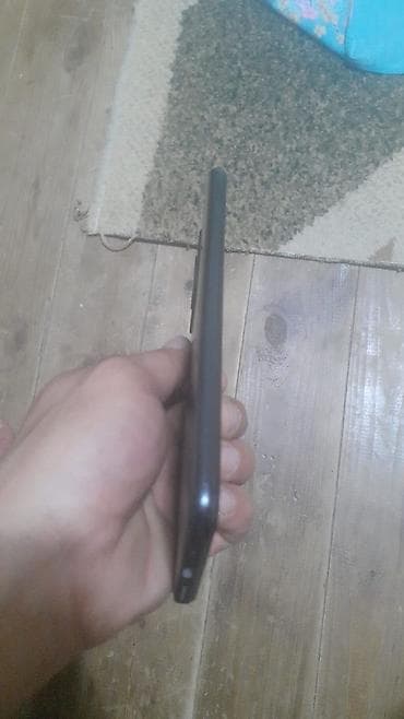 Smartfon - Ekran: Tam ekran ön panel, yuxarı mərkəzdə “su damcısı” lalafo.az -da Smartfon - Ekran: Tam ekran ön panel, yuxarı mərkəzdə “su damcısı”