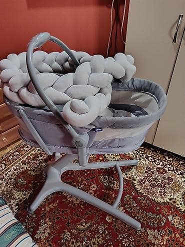 chicco usaq arabalari: Çıxarılmayan beşikli araba, Chicco, İşlənmiş, Cins: Oğlan, Yaş: <1 ay, Ünvandan götürmə — 2