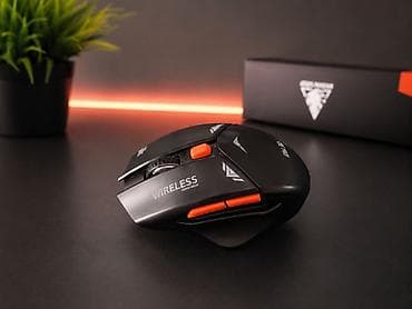 Настольные ПК и комплектующие: Simsiz oyun siçanı - Ergonomik, futuristik dizayn: mat qara korpus — 1