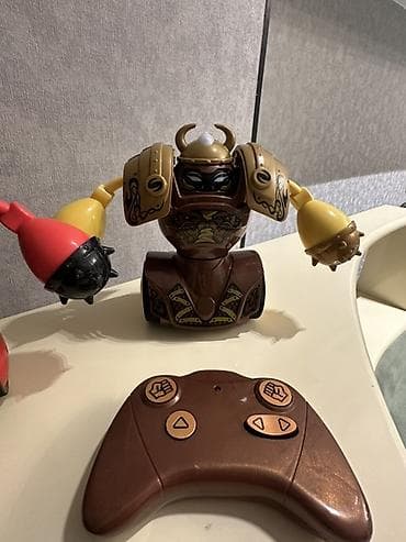 robot kabro: Oyuncaqlar — 1