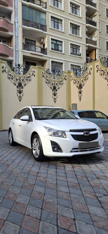Avtomobil alışı: Chevrolet Cruze: 1.8 l | 2014 il 267000 km Sedan — 4