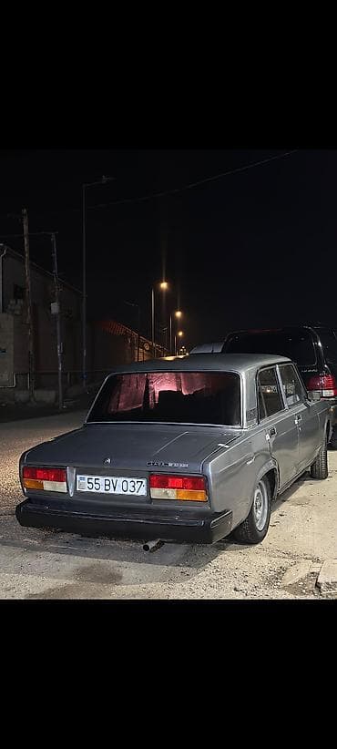 kvad: Lada 2107 sedan - Kuzov: 4 qapılı sedan, boz rəng - Mühərrik — 5