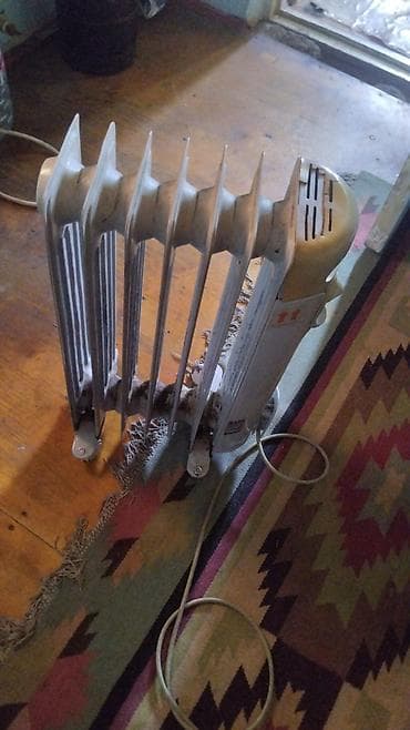 yağ qızdırıcıları: Yağlı radiator tipli elektrik qızdırıcısı - 6 bölməli metal radiator — 1