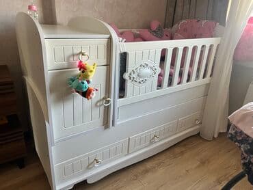 ikinci əl uşaq carpayısı: Oğlan və qız üçün, İşlənmiş, Beşik, Matras ilə, Yellənmə mexanizm ilə — 2