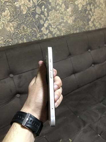 bakcell 2 saat limitsiz internet: IPhone 13, 128 GB, Ağ, Simsiz şarj, Face ID — 5