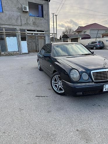 07 tekerleri: Mercedes-Benz E-Class: 2.3 l | 1997 il Sedan — 1