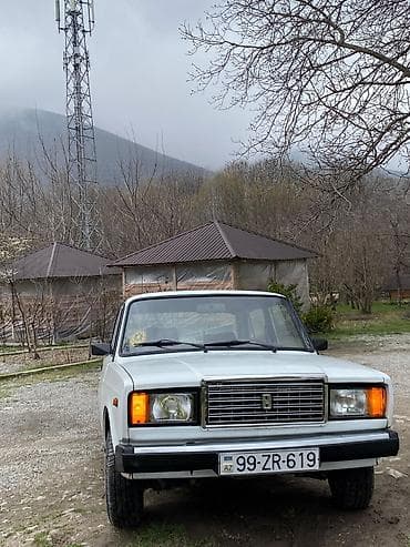 2107 kredit: VAZ (LADA) 2107: 1.5 l | 2005 il 50000 km Sedan — 2