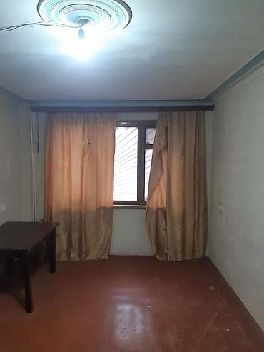 badamdarda tecili ev satilir: Sumqayit seh 3 cu mik 5/1 1 otaq sade ev qiymeti 200 azn — 8