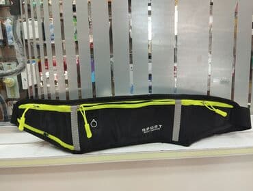 Qara rəngli, neon yaşıl zəncirbəndli, "SPORT BEST FASHION" yazısı olan