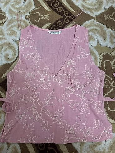 Brend: Stradivarius Məhsul: Qadın bluz/krop-top - Rəng: Açıq çəhrayı lalafo.az -da Brend: Stradivarius Məhsul: Qadın bluz/krop-top - Rəng: Açıq çəhrayı