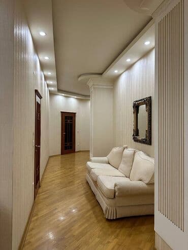 20 yanvarda 2 otaqli evler: 4 otaqlı, Yeni tikili, m. 28 may, 221 kv. m — 8