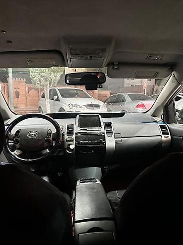 baqaj: Toyota Prius (2-ci nəsil) hibrid hetçbek - Gümüş-yaşıl rəngli kuzov — 5