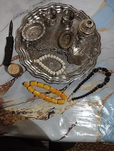 İdman və hobbi: Kolleksiya üçün antik aksessuarlar və bəzək əşyaları seti Tərkib: - — 5