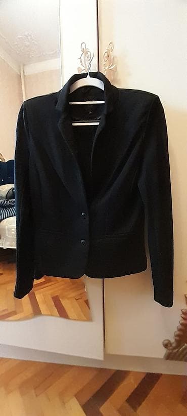 pull & bear kurtka: S olcu . insaatcilar metrosu yaxinliginda KFC qarsisinda tehvil Alana — 3