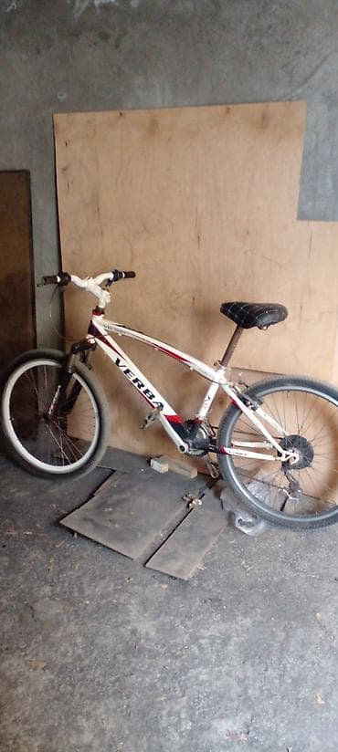 velosipedler 28: VERBA VR-380 dağ/şəhər velosipedi - Çərçivə: yüngül alaşımlı, ağ — 4