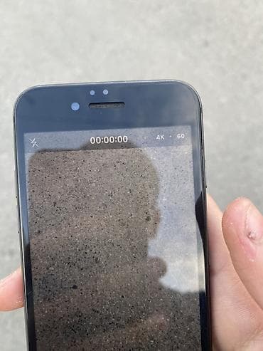 iphone 8 fiyat 2 el: IPhone 8, 64 GB, Qara, Barmaq izi — 7