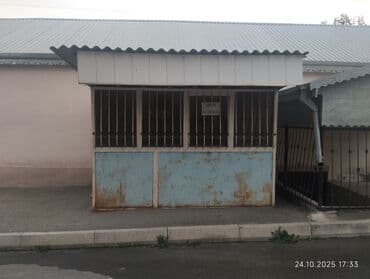 Küçük ticarət köşkü / boks - Metaldan yığma köşk, ön və yan