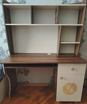 ayakkabi refi: İşlənmiş, Kitab rəfi, Düz, Azərbaycan — 1