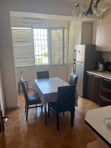 ağ şeher kiraye evler: Bakı, Yasamal, 3 otaqlı, Köhnə tikili, m. İnşaatçılar, 65 kv. m — 9