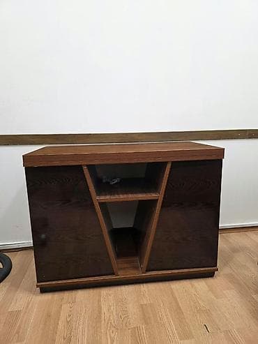 stul ofis: Ofis mebel dəsti Tərkib: - L formalı rəhbər masası: geniş iş səthi — 4