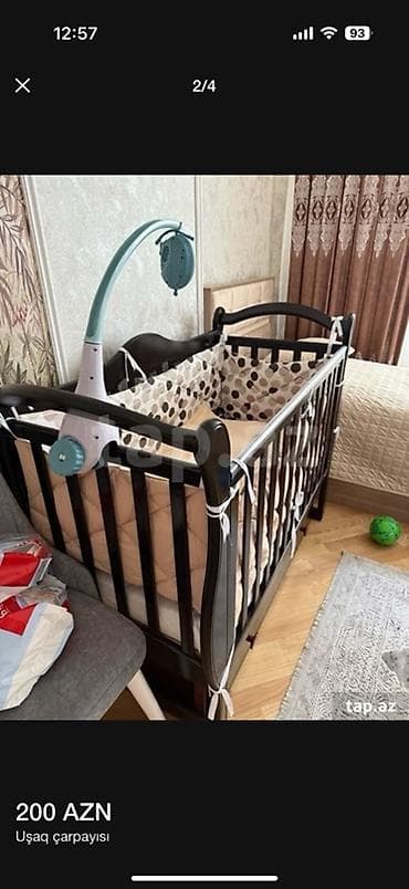 manej beşik: Uşaq çarpayısı – tünd ağac rəngli, klassik dizayn. - Material: ağac — 2