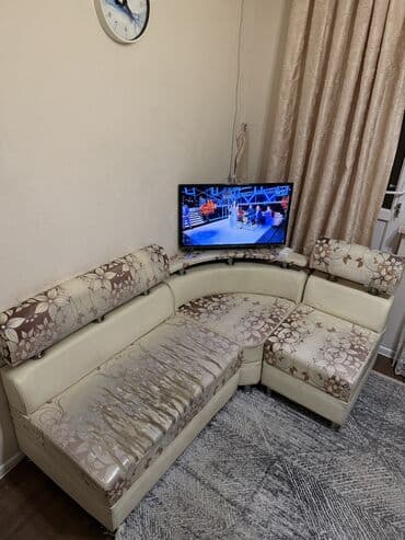 Bıçaqlar: Künc divan, İşlənmiş, Açılmayan, Bazasız, Süni dəri, Çatdırılma yoxdur — 2