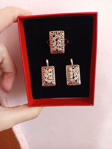 женские толстовки на молниями: Üzük və sırğalar - Metal: qızılı tonlu qirmizi rus qizili rengi - — 34