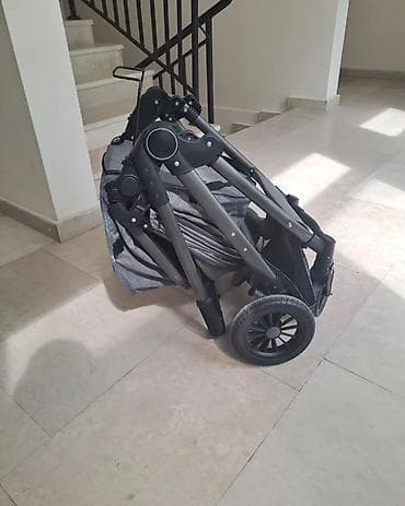 uşaq araba: Çıxarıla bilən beşikli araba, Yaş: <1 ay — 4