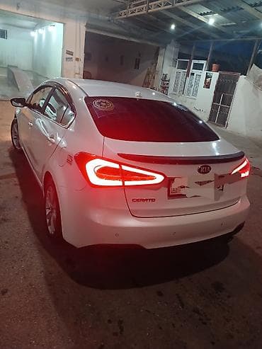 turbo az ford connect: Kia Cerato: 1.6 l | 2013 il Sedan — 1