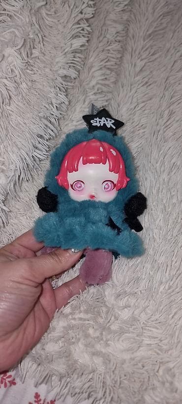 şaxta baba oyuncagi: Məhsul: Original POP MART x SKULLPANDA – Winter Symphony Series Plush — 4