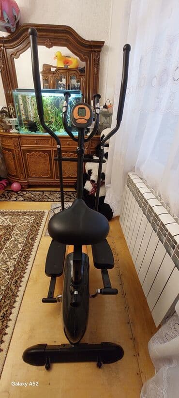 Нарды: Elliptik trenajor – Green Hill Xüsusiyyətlər: - 2-si 1‑də: elliptik — 8