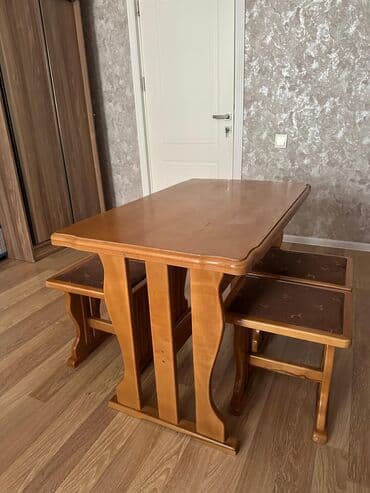 Məişət məhsulları: Mətbəx üçün, Açılmayan, Dördbucaq masa, 4 stul — 1