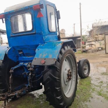 avtomat sürət qutusu: Mavi rəngdə traktor satılır. Kənd təsərrüfatı işləri üçün uyğundur — 4