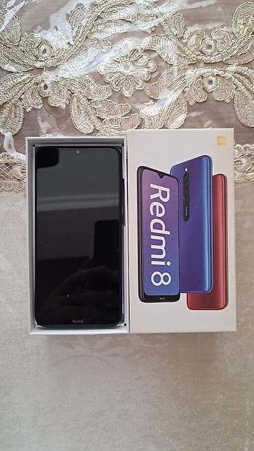 Компьютеры, ноутбуки и планшеты: Redmi 8, 32 ГБ, цвет - Голубой, Две SIM карты — 1