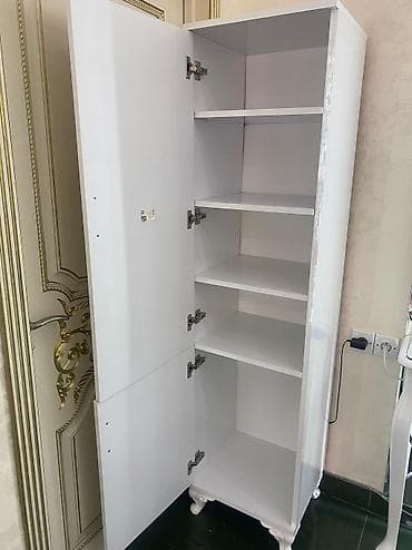 şüşəli dolab: 1 suseli 2 susesiz hundur salon bemeli. Ici polkali.Qapaglari ve — 4