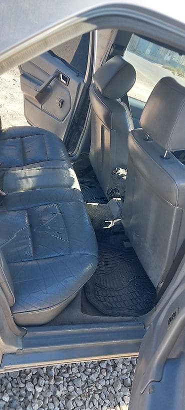 bmw 528 1996: Mercedes-Benz 190 (W201): 0.2 l | 1988 il Sedan — 7