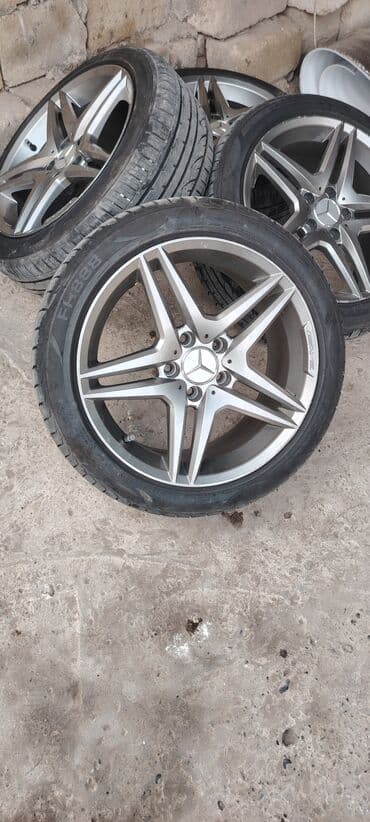Salam 225-45-R17 cat .isvarqa yoxdu. təkərlər təzədir. 850 manata