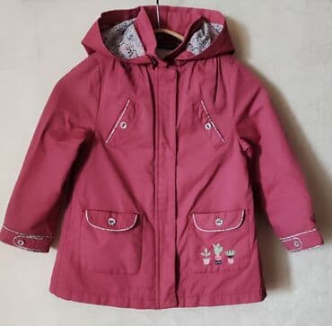 debli kurtkalar: 5 yaş.(110sm) Sergent Major Утеплитель и капюшон снимаются. Материал — 2