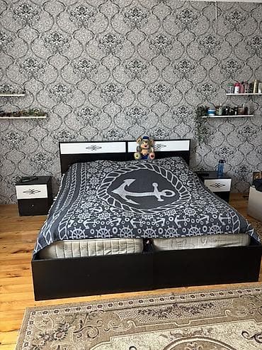 çarpaylar: Yataq otağı mebel dəsti – qara-ağ klassik dizayn Dəst tərkibi: - — 4