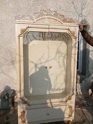 işlenmiş dolablar: Şüşəli dolab vitrini — 2