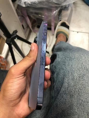 iphone 13 sade: IPhone 13 Pro, Mavi — 4