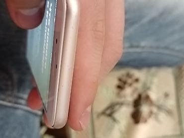 Bentley: IPhone 8, 64 GB, Ağ, Simsiz şarj — 9