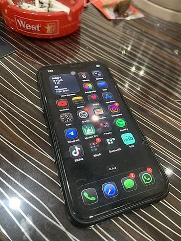 IPhone 11, 128 GB, Qara, Face ID