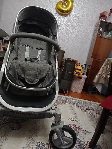 Gəzinti arabaları: Klassik gəzinti arabası, Kidilo, Yaş: 30 ay — 7