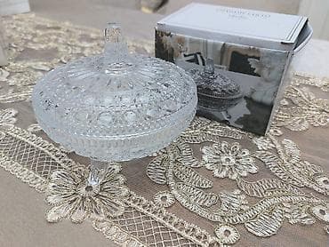 Xrustal konfet qabı.İki ədəddir