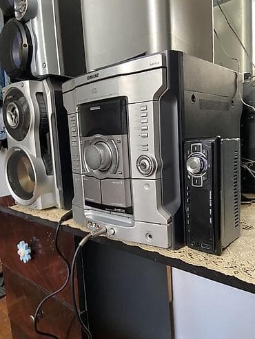 islenmis maqintafon: Original musiqi mərkəzi sony. 10 min vat. Aux bluteooh radio sd card — 6