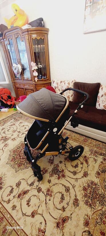купить детскую коляску бу: Классическая прогулочная коляска, Б/у, Самовывоз — 1