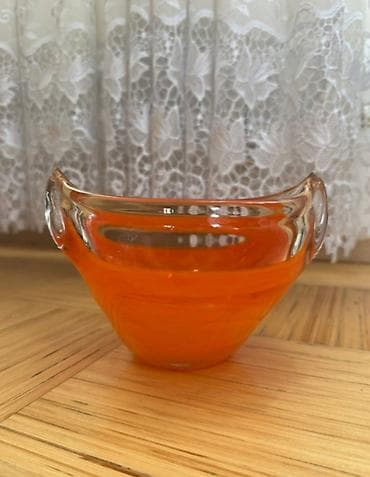 Şüşə dekorativ qab – narıncı rəngli, qalın divarlı, əl üfürməsi — 2