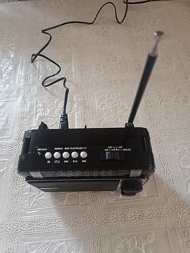 sim kartli saat: CMiK MK-511BT daşınan radio-maqnitofon - Dalğa diapazonları: FM, SW — 5